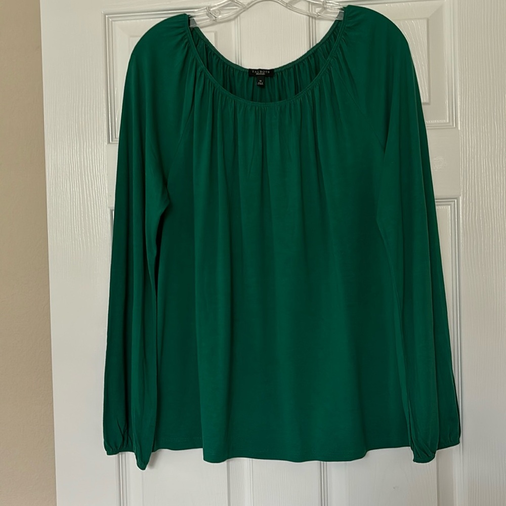 NWOT TALBOTS ELASTIC NECKLINE, LONG SLEEVES, GREEN COLORS TOP- SIZE M